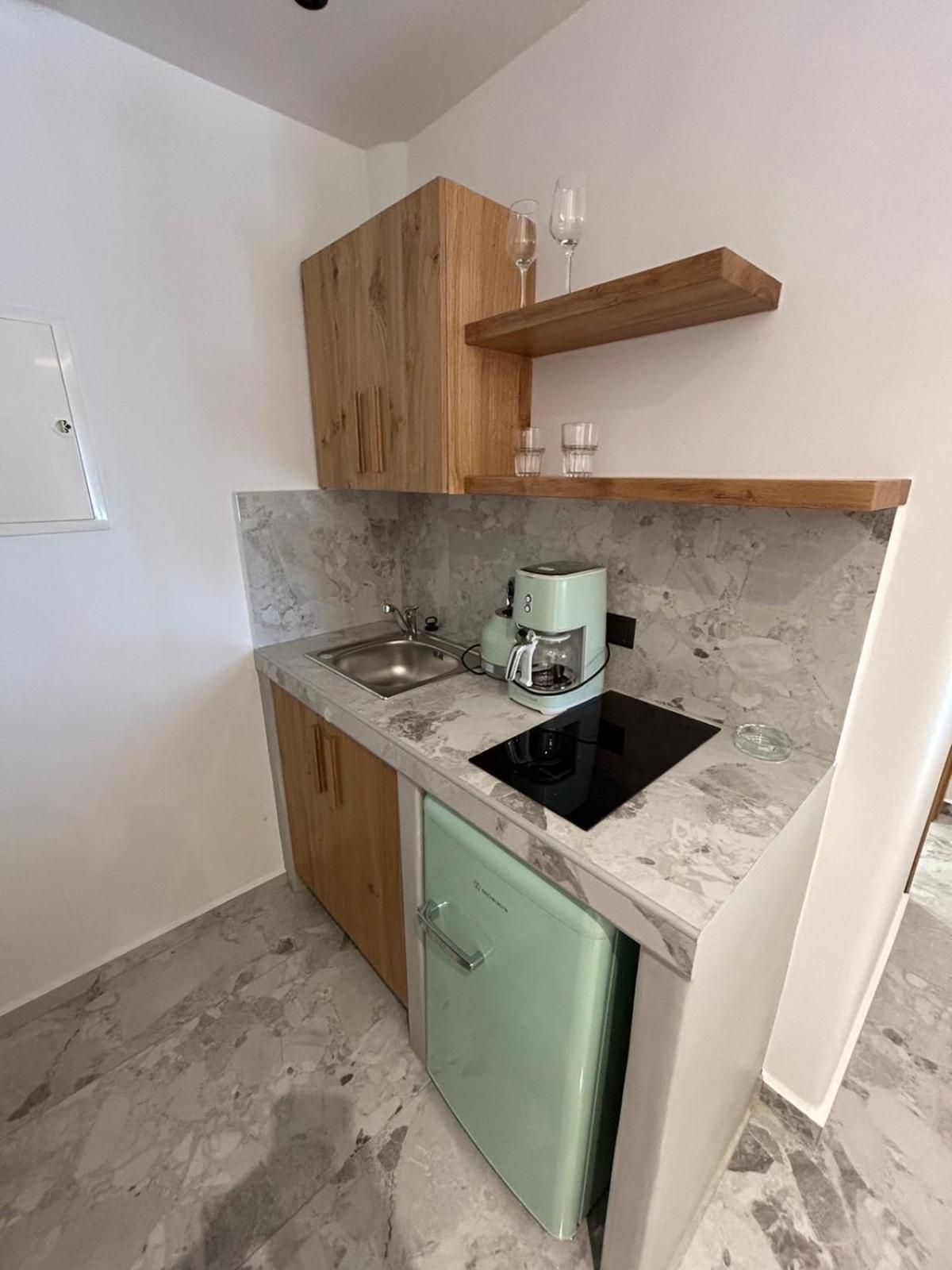 Latramys Suites Микри-Вигла Экстерьер фото