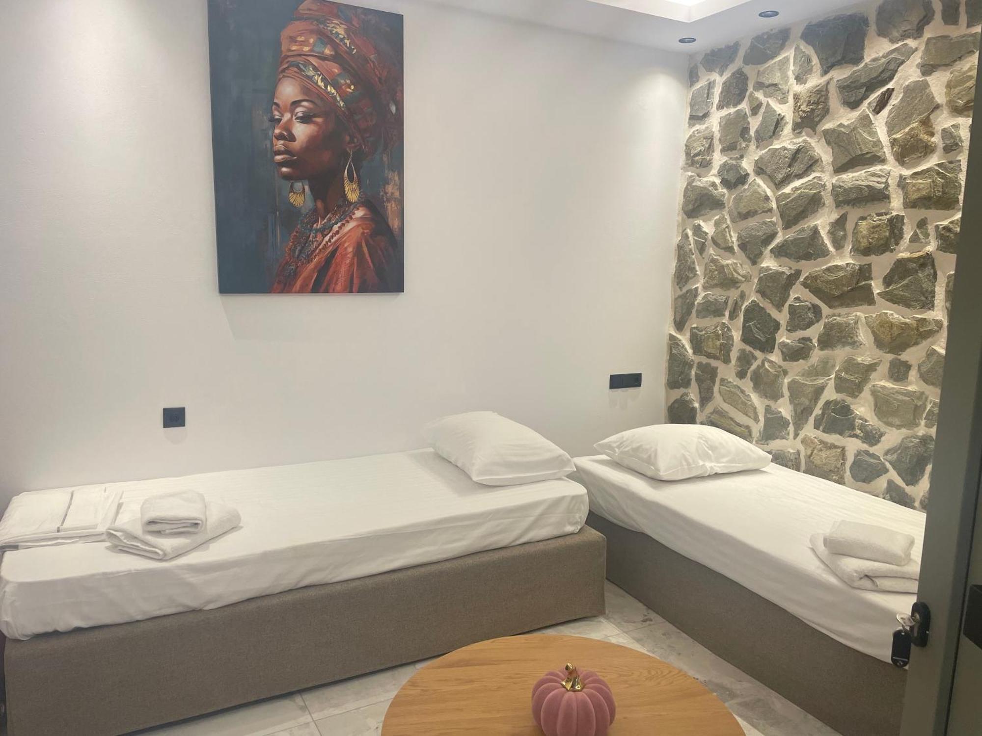 Latramys Suites Микри-Вигла Экстерьер фото
